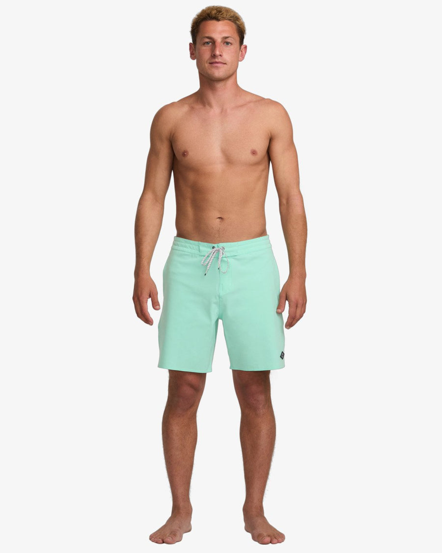 Billabong Every Other Day 17.5
