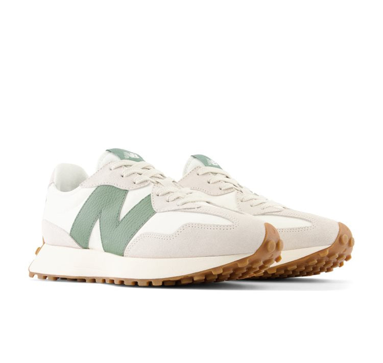 New Balance 327