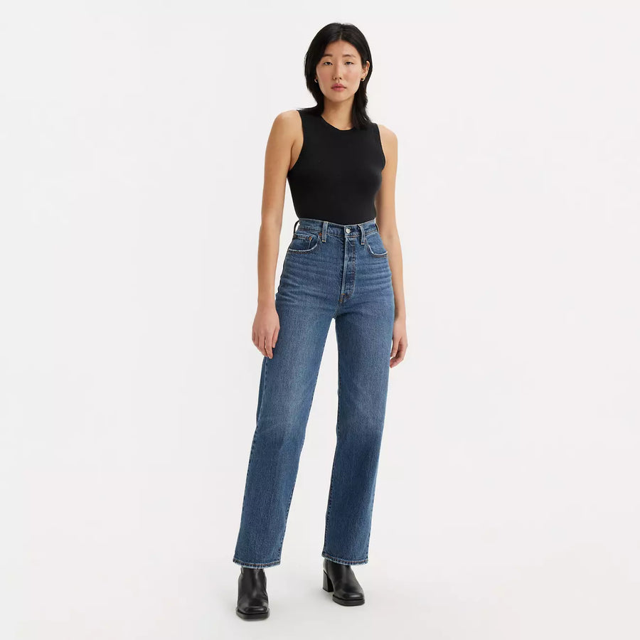Levi's Ribcage Straight Ankle Jeans