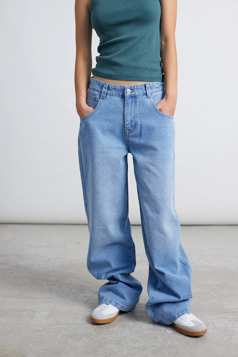 24 Colours Baggy Jeans