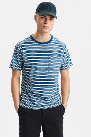 Anerkjendt Akkiki Blue Stripe Tee