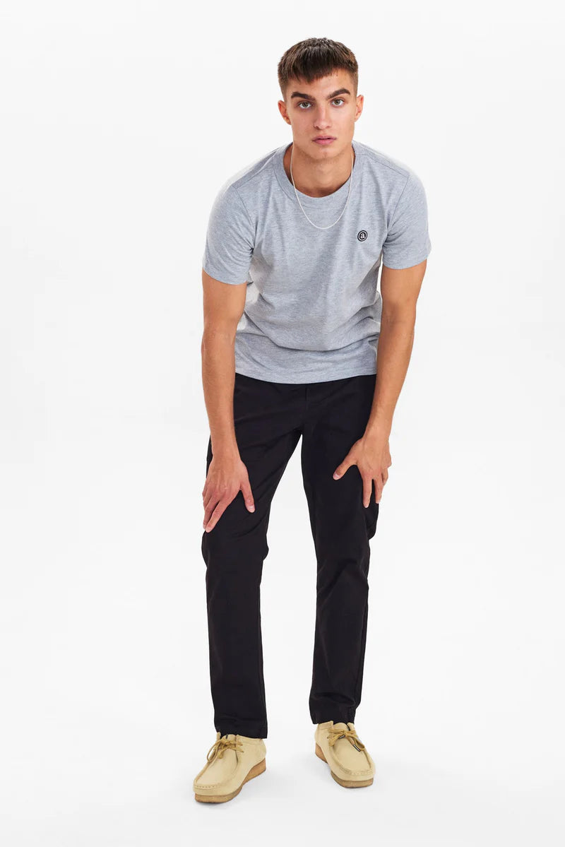 Anerkjendt Akrod Noos Tee