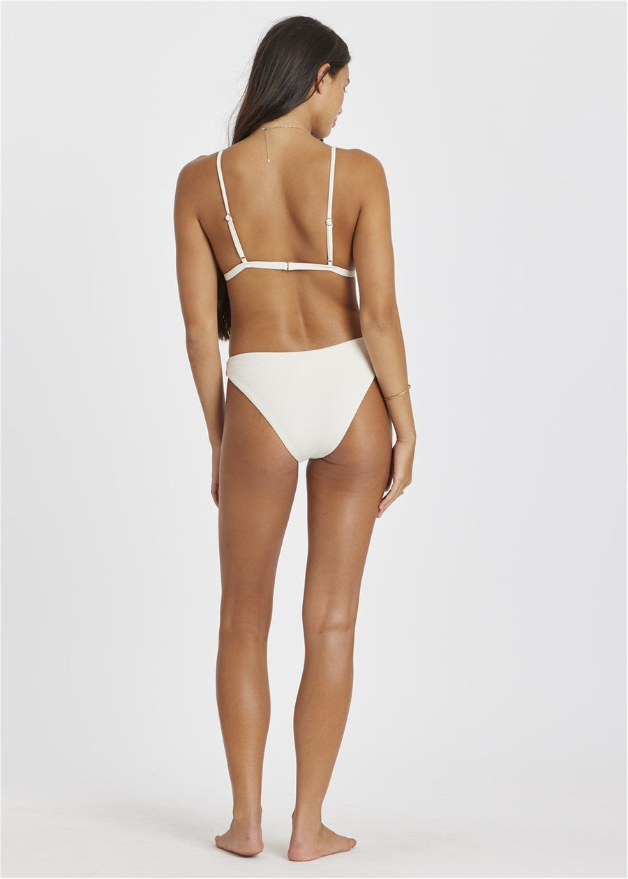 Sisstrevolutiom Wavy Days Triangle Top