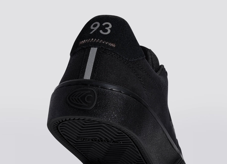 Cariuma Naioca Pro All Black Suede