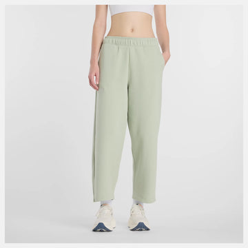 New Balance NYC Marathon Linear Heritage Barrel Leg Pant