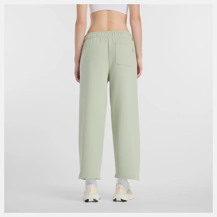 New Balance NYC Marathon Linear Heritage Barrel Leg Pant